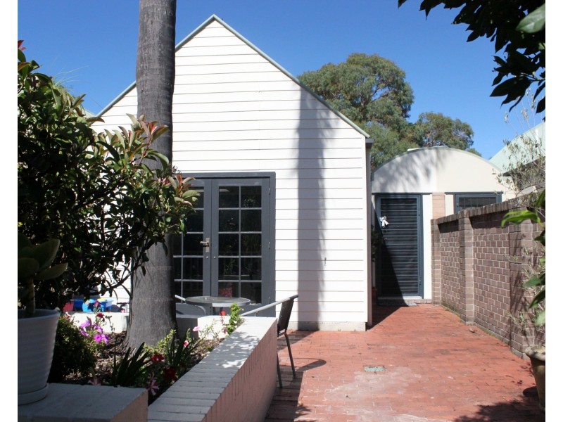 8 Yeend Street, Birchgrove NSW 2041