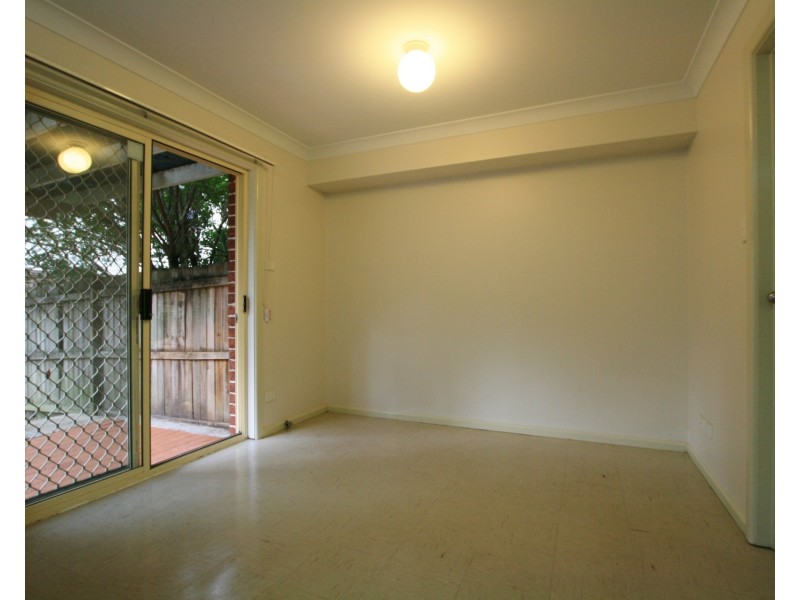 2/6 Short Street, Thornleigh NSW 2120