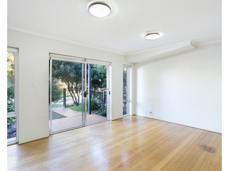 8 Broadside Street, Balmain East NSW 2041