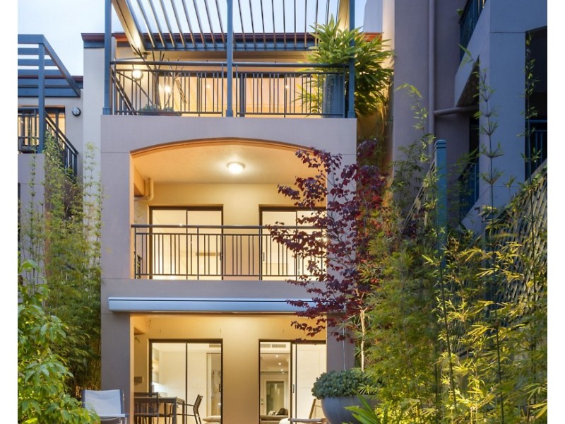 13/8 Water Street, Birchgrove NSW 2041
