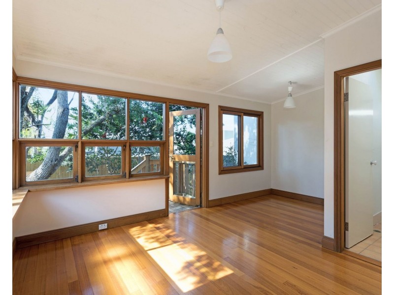 233 Rowntree Street, Birchgrove NSW 2041