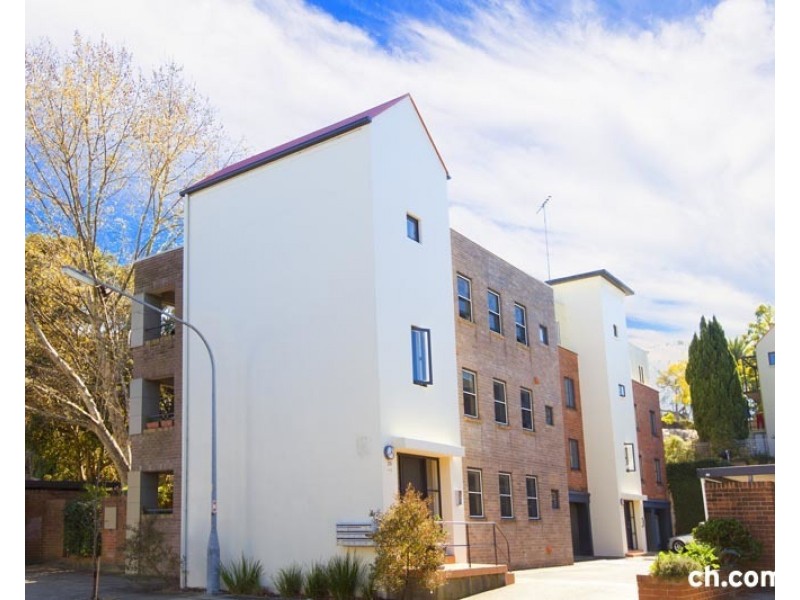 1/29 McKell Street, Birchgrove NSW 2041