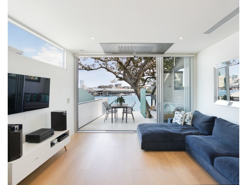 8 William Street, Balmain East NSW 2041