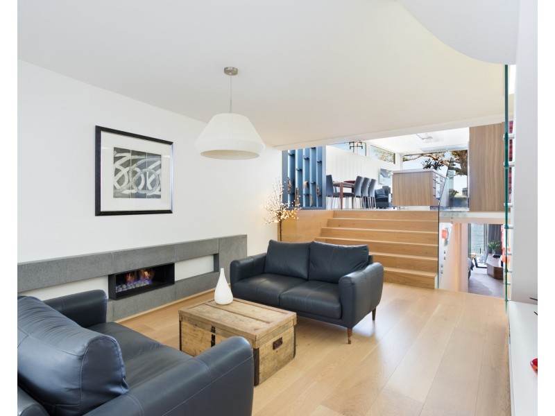 8 William Street, Balmain East NSW 2041