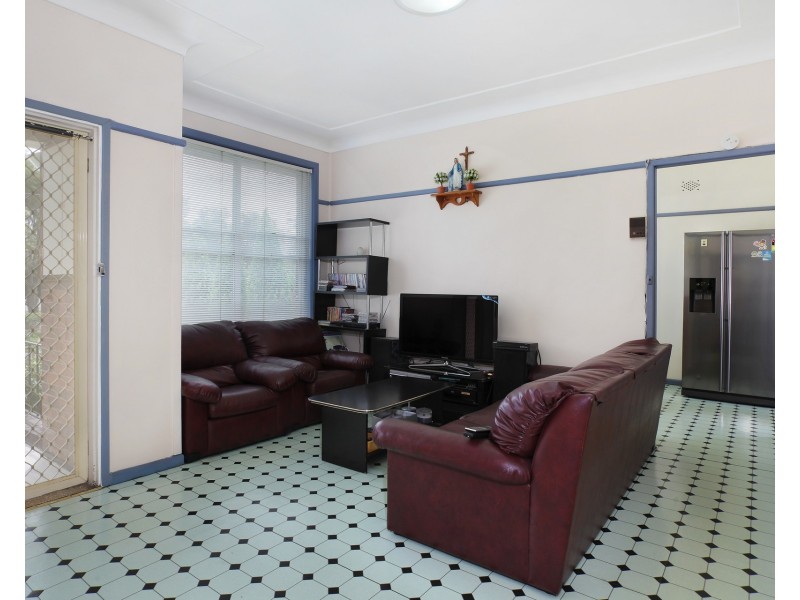 85 Viking Street, Campsie NSW 2194