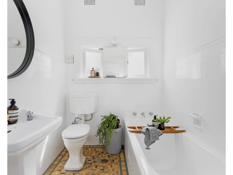 17 Lovat Avenue, Earlwood NSW 2206