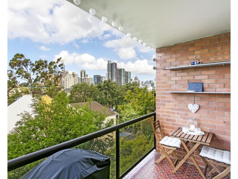 13/2 Pearson Street, Balmain NSW 2041
