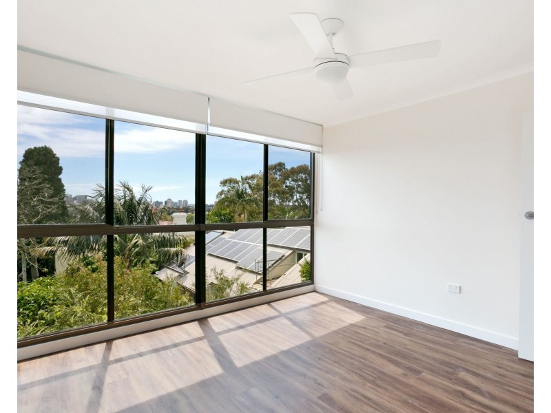 2/12 Thames Street, Balmain NSW 2041