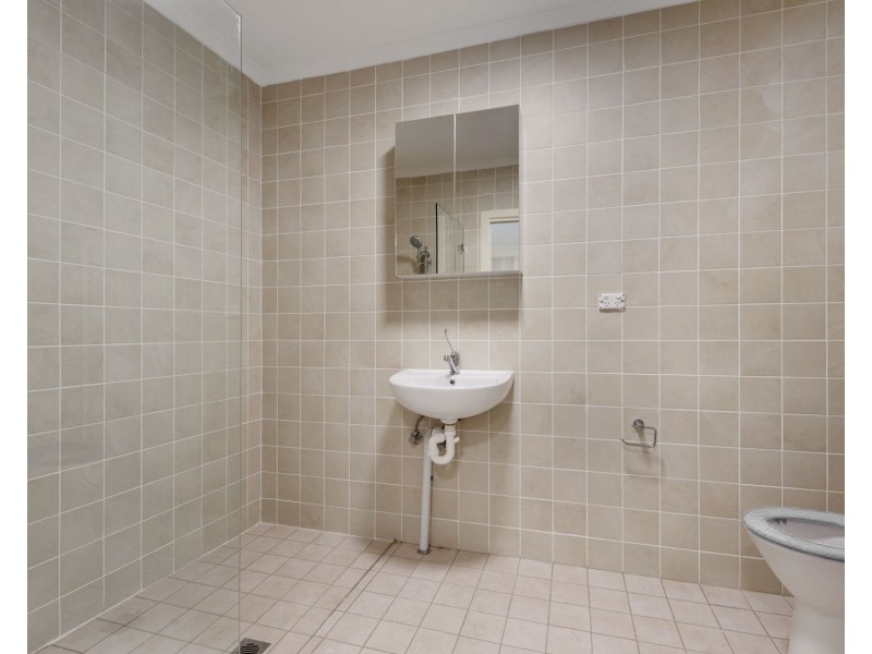 1/11-13 Gleeson Avenue, Sydenham NSW 2044