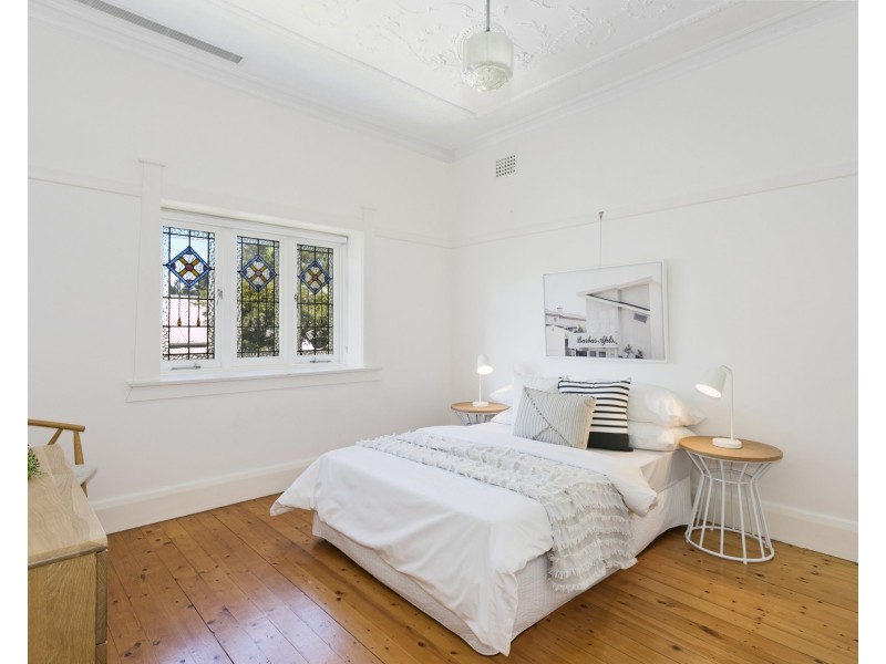 44 Curtis Road, Balmain NSW 2041