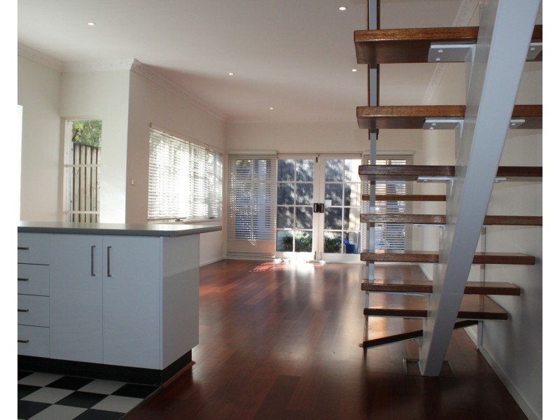 8 Wellington Street, Rozelle NSW 2039