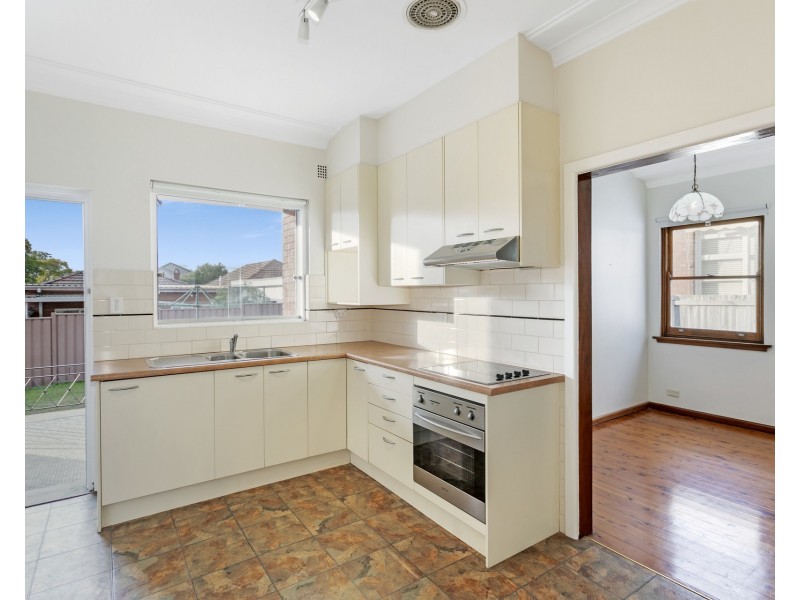 16 McKinnon Avenue, Five Dock NSW 2046