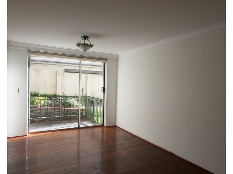 1/10 Gow Street, Birchgrove NSW 2041