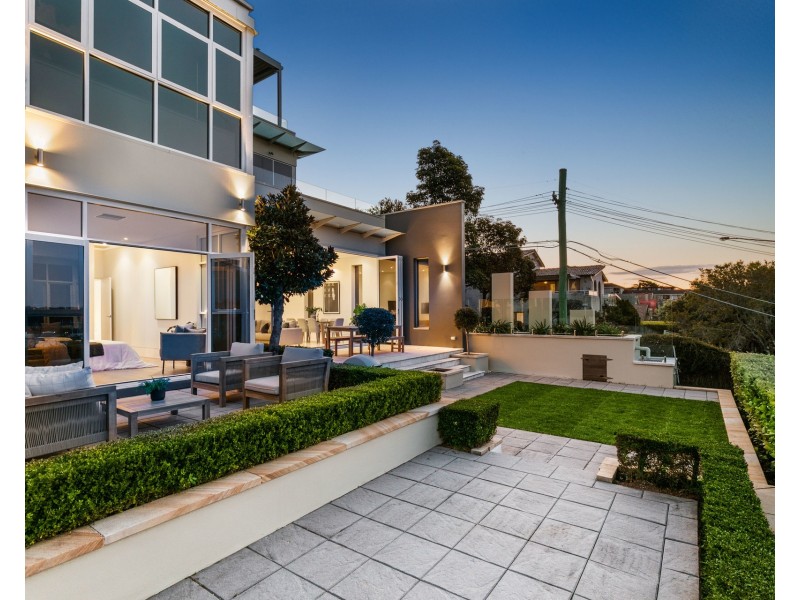 1/13 St Georges Crescent, Drummoyne NSW 2047