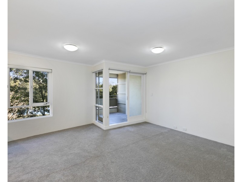14/1 McKell Street, Birchgrove NSW 2041