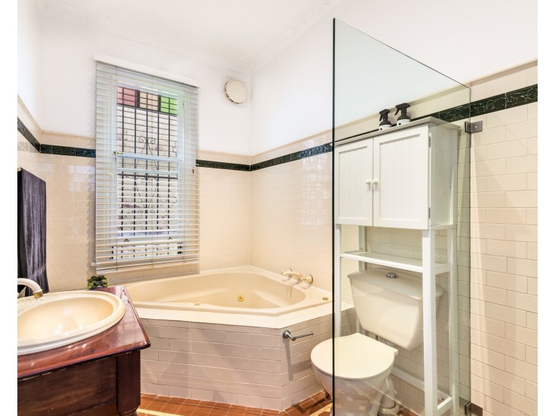 6 Barr Street, Balmain NSW 2041