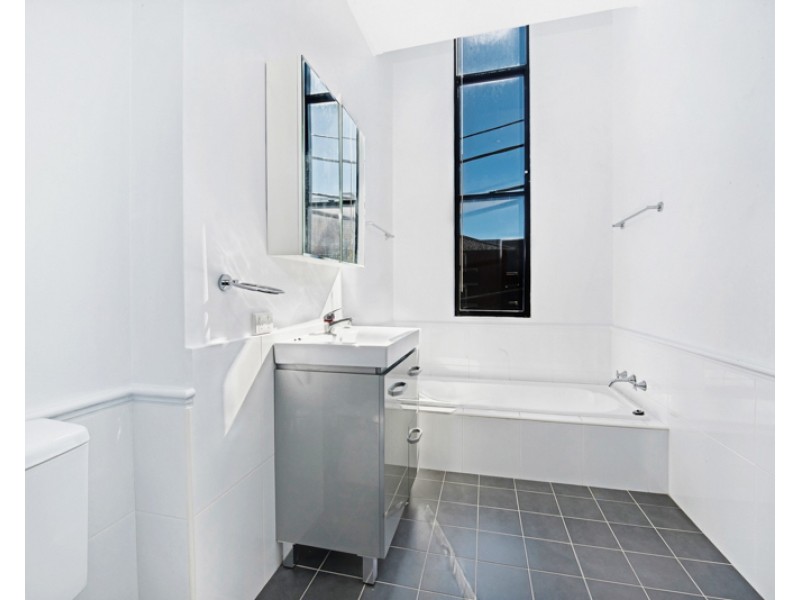 1/2 Northwood Street, Camperdown NSW 2050