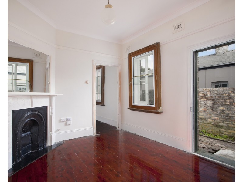 134 Unwins Bridge Road, St Peters NSW 2044