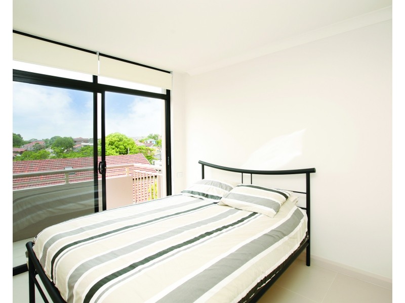 27/275 Lyons Road, Russell Lea NSW 2046