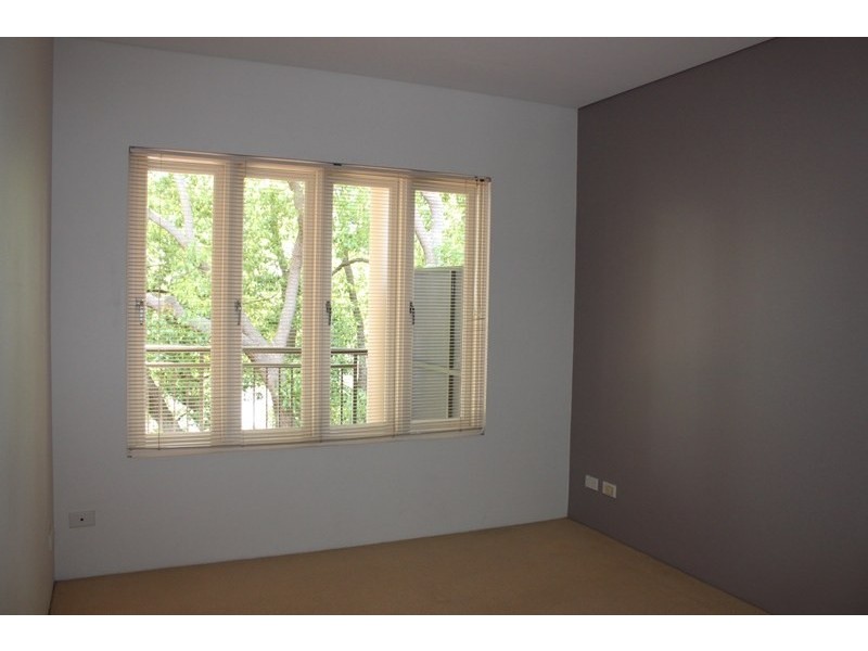Unit 11/2-6 Thames Street, Balmain NSW 2041