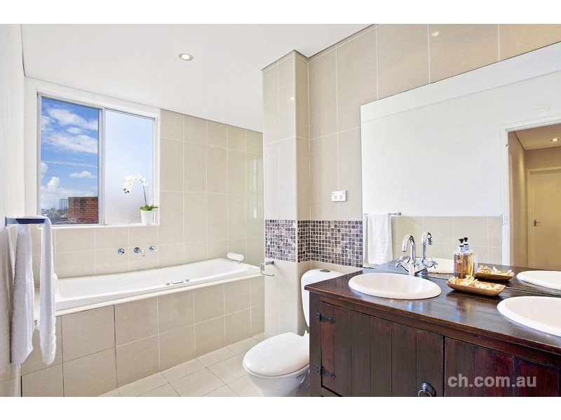 Unit 6/10 Bortfield Drive, Chiswick NSW 2046