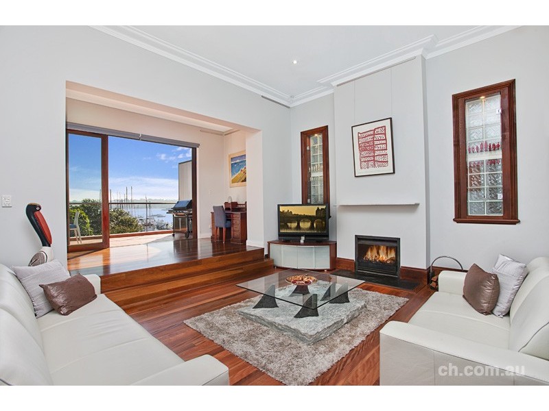 11 Phoebe Street, Balmain NSW 2041