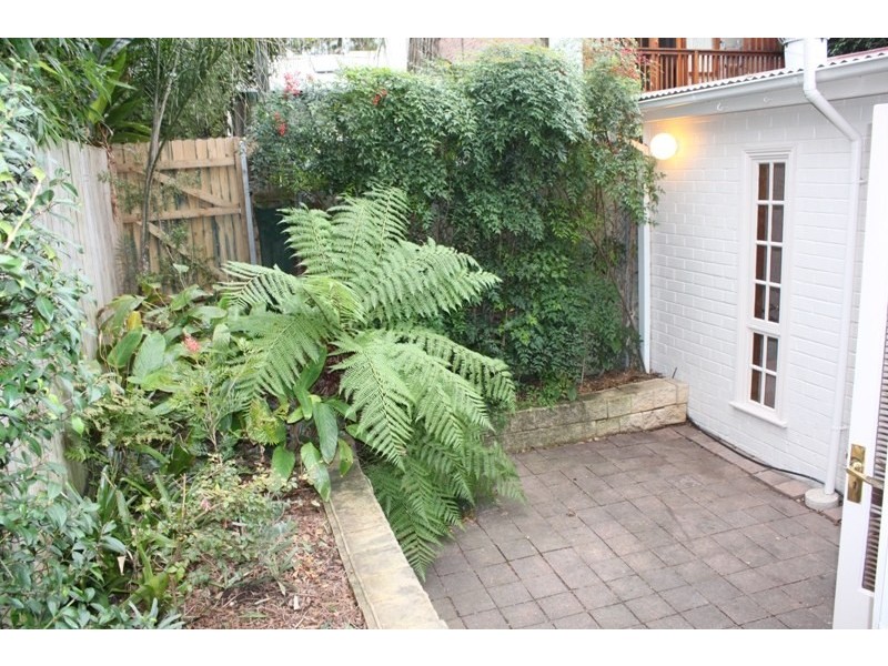 4 Carrington Street, Balmain NSW 2041