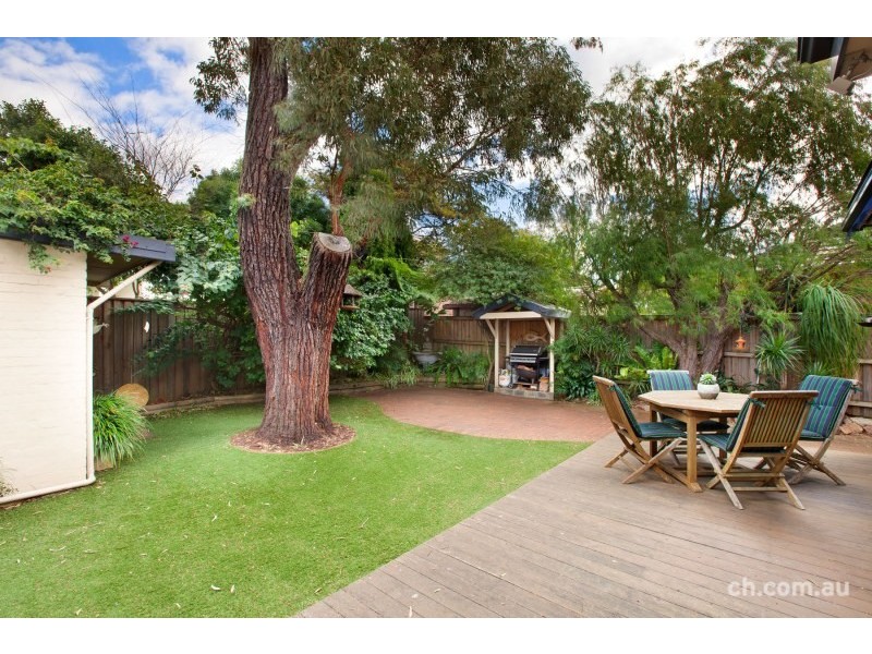 17 Nield Avenue, Rodd Point NSW 2046