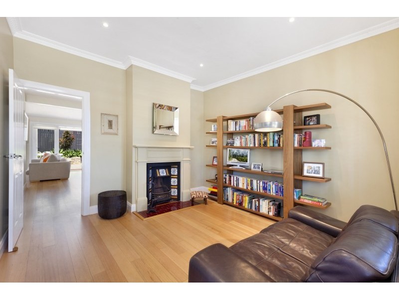 16 Moodie Street, Rozelle NSW 2039