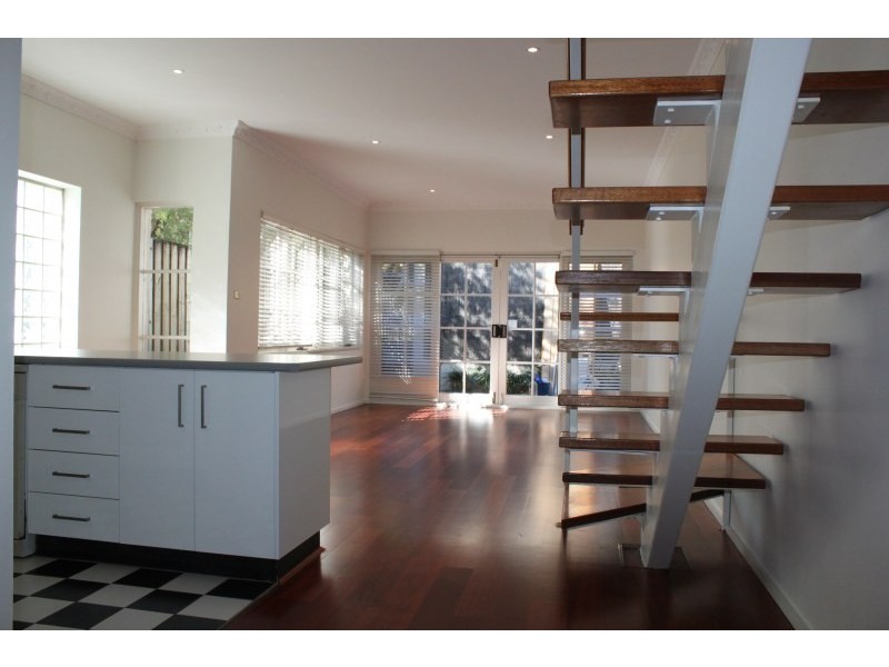 8 Wellington Street, Rozelle NSW 2039