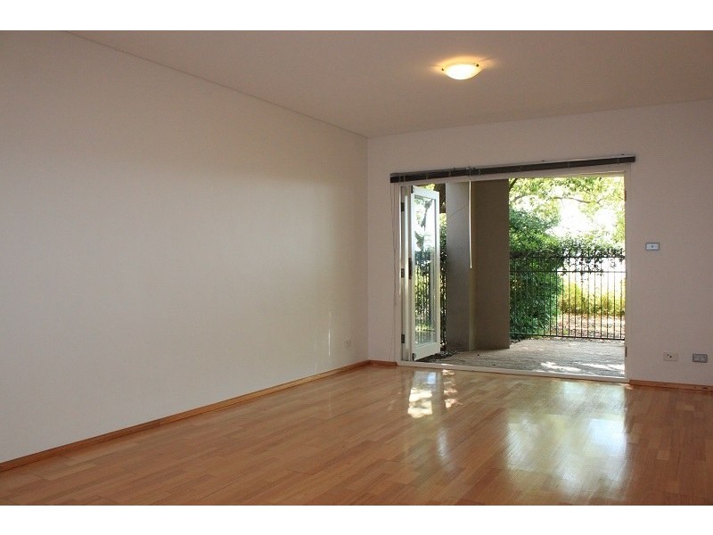 Unit 3/2-6 Thames Street, Balmain NSW 2041