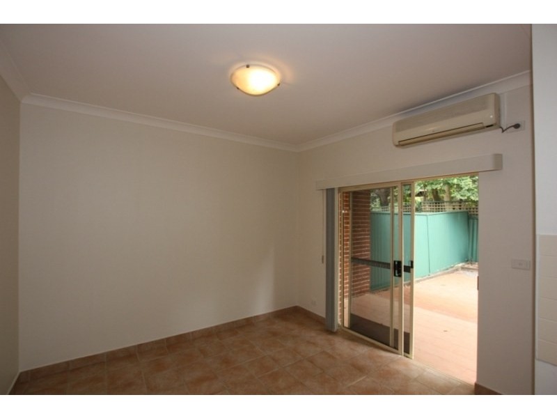 3/12 Shirley Street, Carlingford NSW 2118