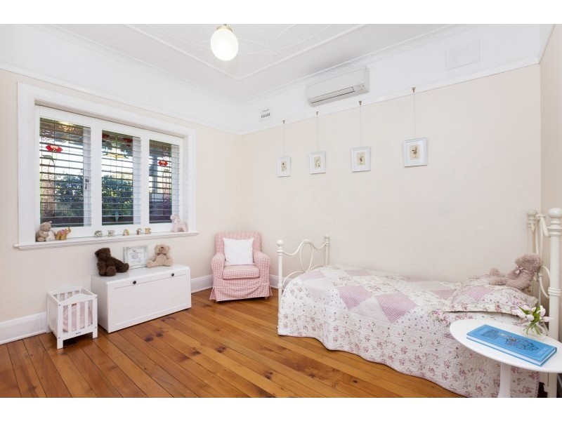 23 Arthur Street, Rodd Point NSW 2046