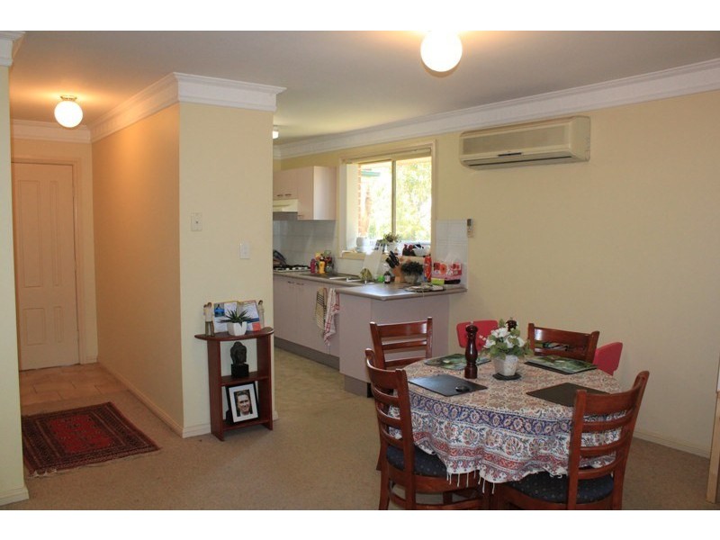 8/9 Laura Street, Gladesville NSW 2111