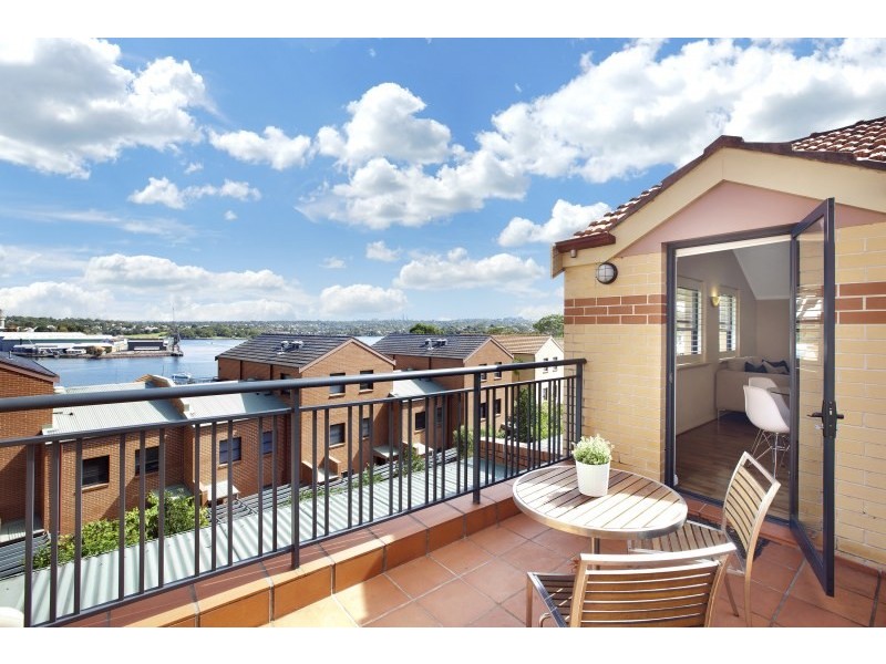 74/8 Water Street, Birchgrove NSW 2041