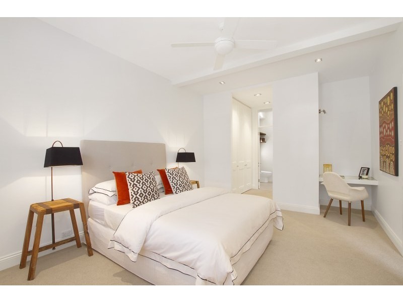 16 Curtis Road, Balmain NSW 2041