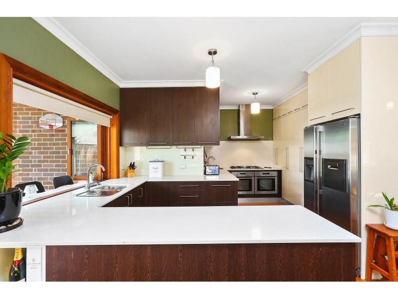 9 Boronia Avenue, Russell Lea NSW 2046