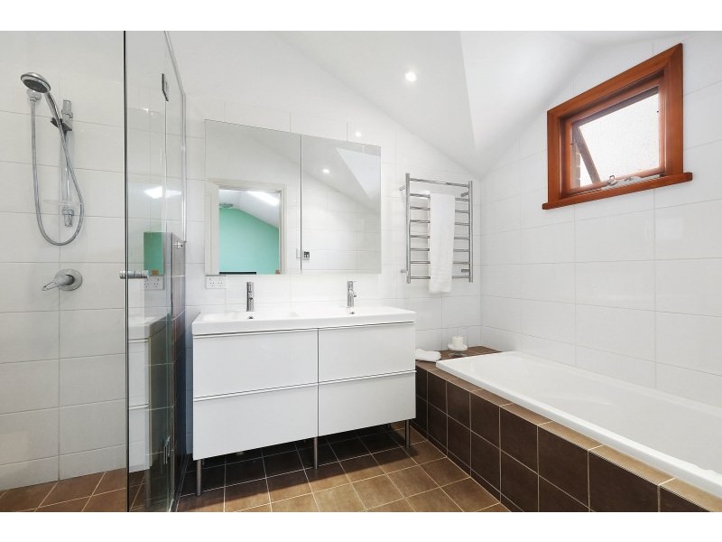 9 Boronia Avenue, Russell Lea NSW 2046