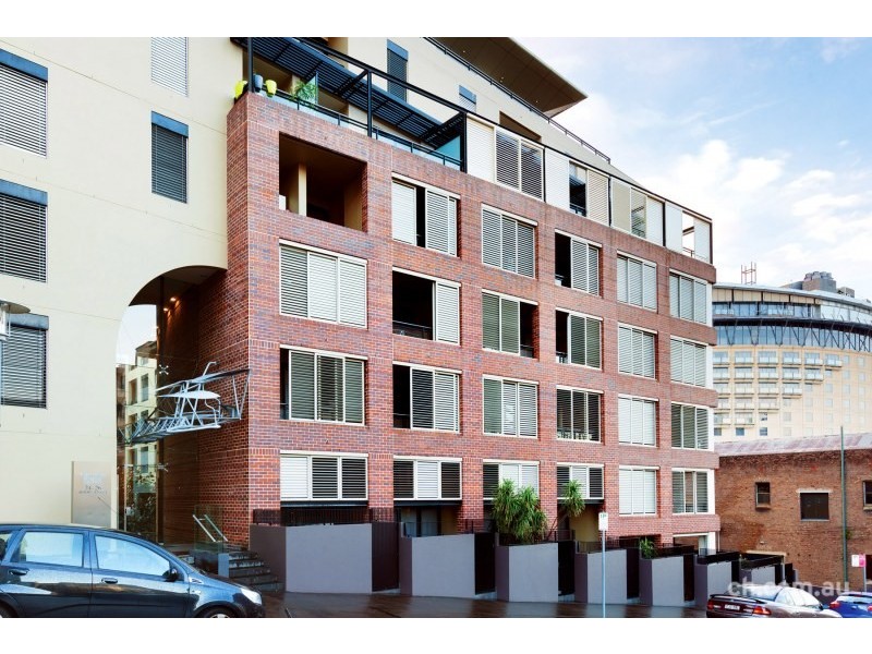 D402/26 Point Street, Pyrmont NSW 2009