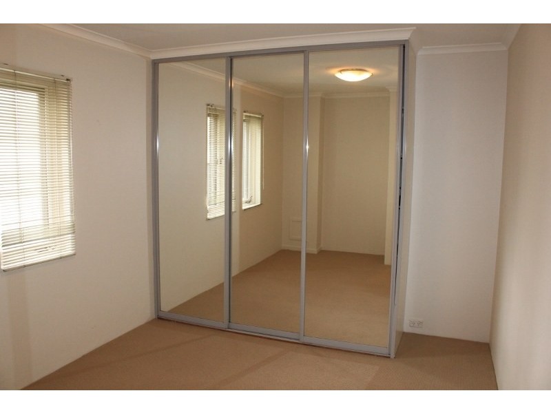 3/35 Mckell Street, Birchgrove NSW 2041