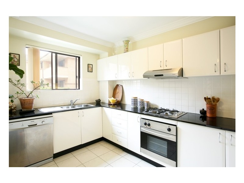 2/22 Phillips Avenue, Canterbury NSW 2193