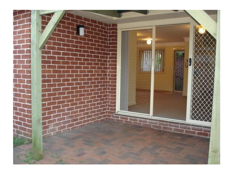 10/9 Laura Street, Gladesville NSW 2111