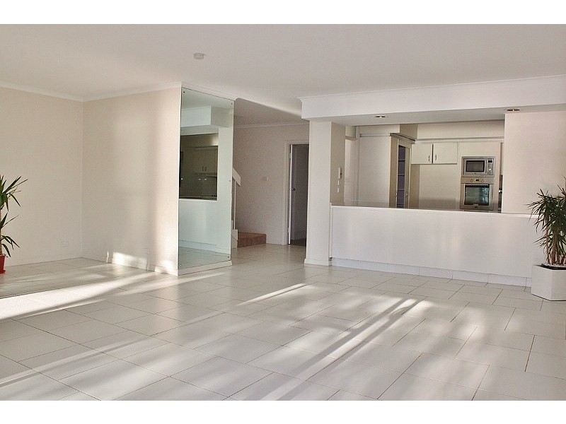 9/45 Wharf Road, Birchgrove NSW 2041