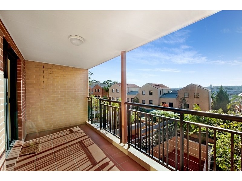 90/8 Water Street, Birchgrove NSW 2041