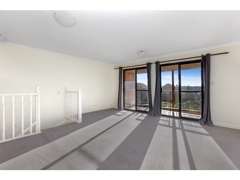 90/8 Water Street, Birchgrove NSW 2041