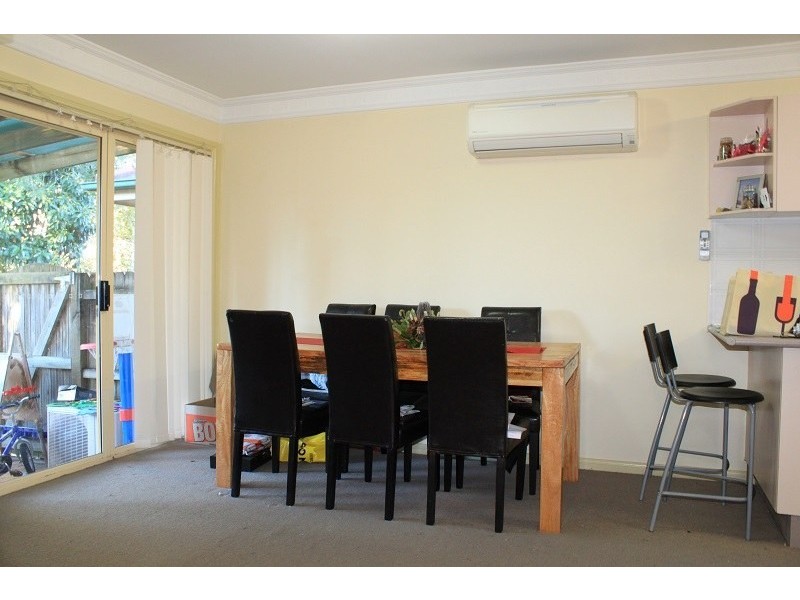 2/9 Laura Street, Gladesville NSW 2111