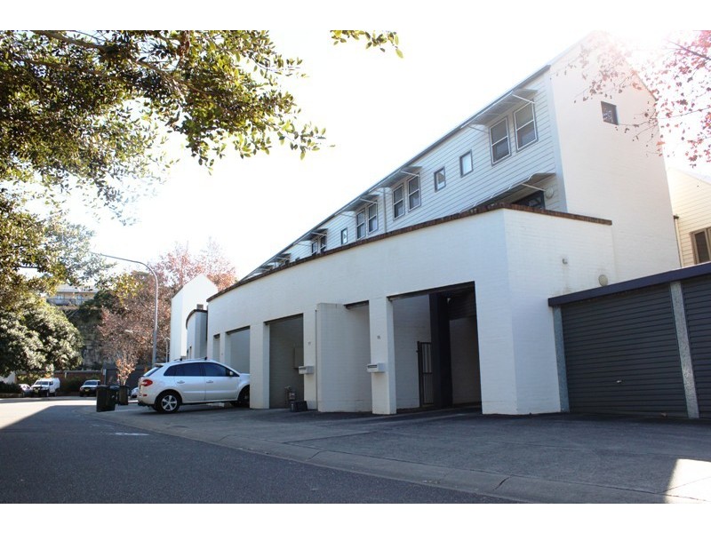 17 Mckell Street, Birchgrove NSW 2041