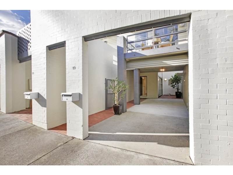 19 McKell Street, Birchgrove NSW 2041