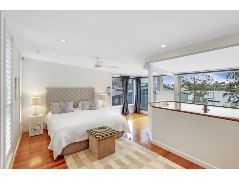 13 Gilchrist Place, Balmain East NSW 2041