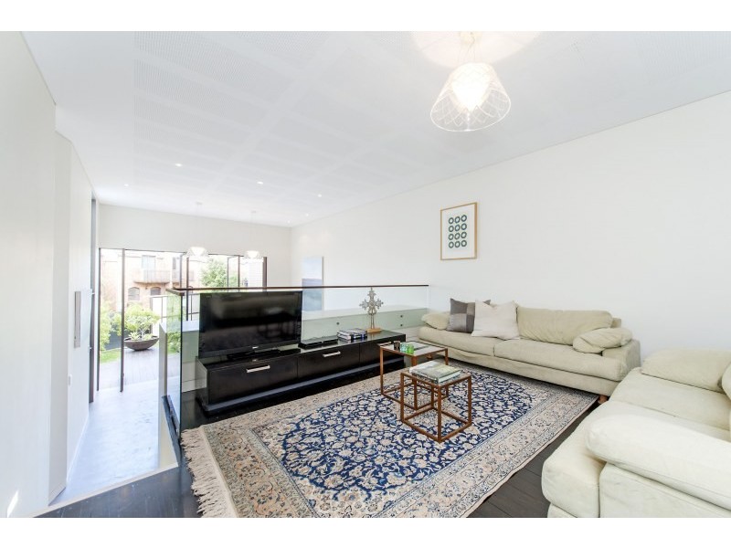 22 Llewellyn Street, Balmain NSW 2041